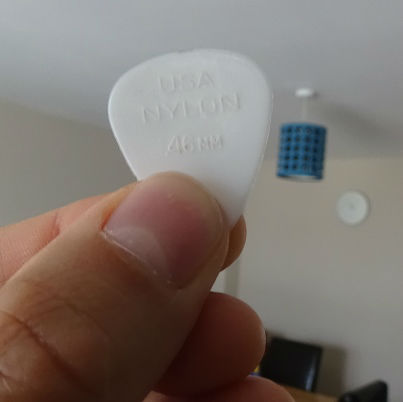 Which plectrum store for beginners